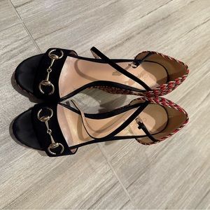 Gucci wedges sz 38.5 never worn ⭐️